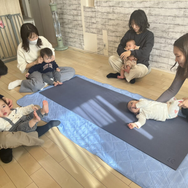 ベビーマッサージ