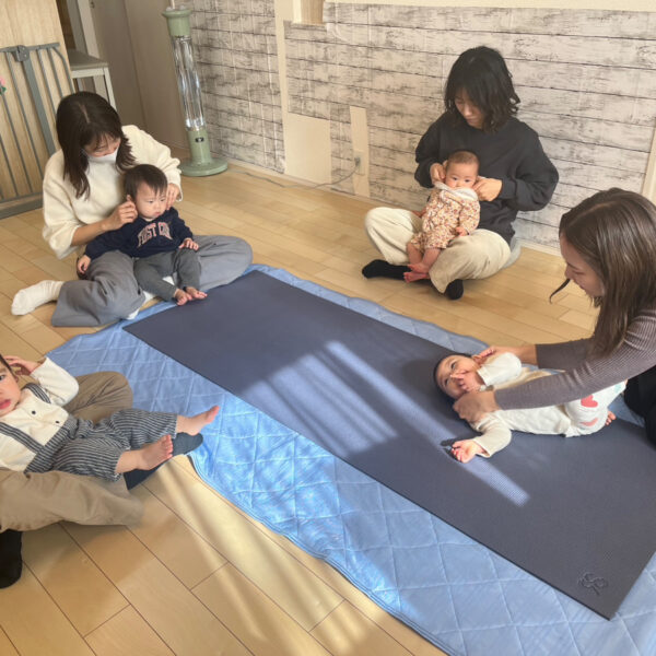 ベビーマッサージ